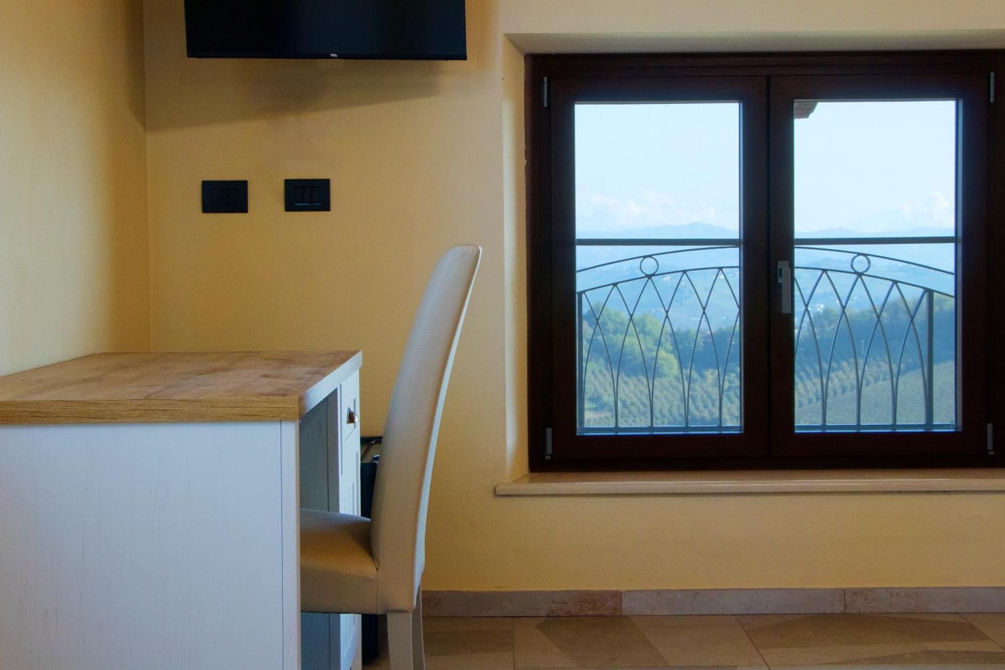 Agriturismo Cascina Reggio Castelnuovo  Zewnętrze zdjęcie